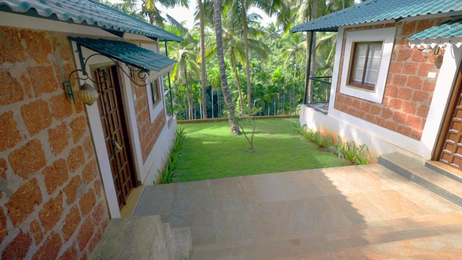 Atmani Waterfront Resort Cola Exterior photo